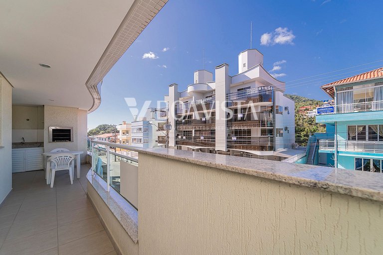 2 bedroom apartment in the center of Bombinhas