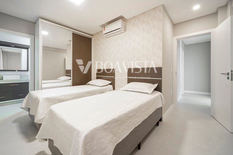 Apartamento 3 suites con jacuzzi en el centro de Bombinhas