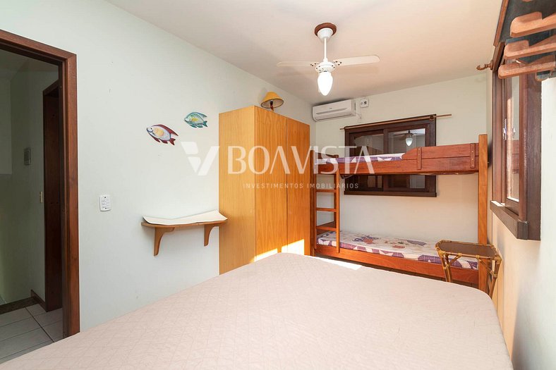 Rent House 4 rooms w/ 1 suite sea front | Bombas / SC